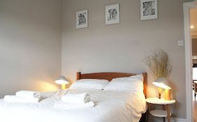 Guestready - Quaint English Flat Near Portobello
